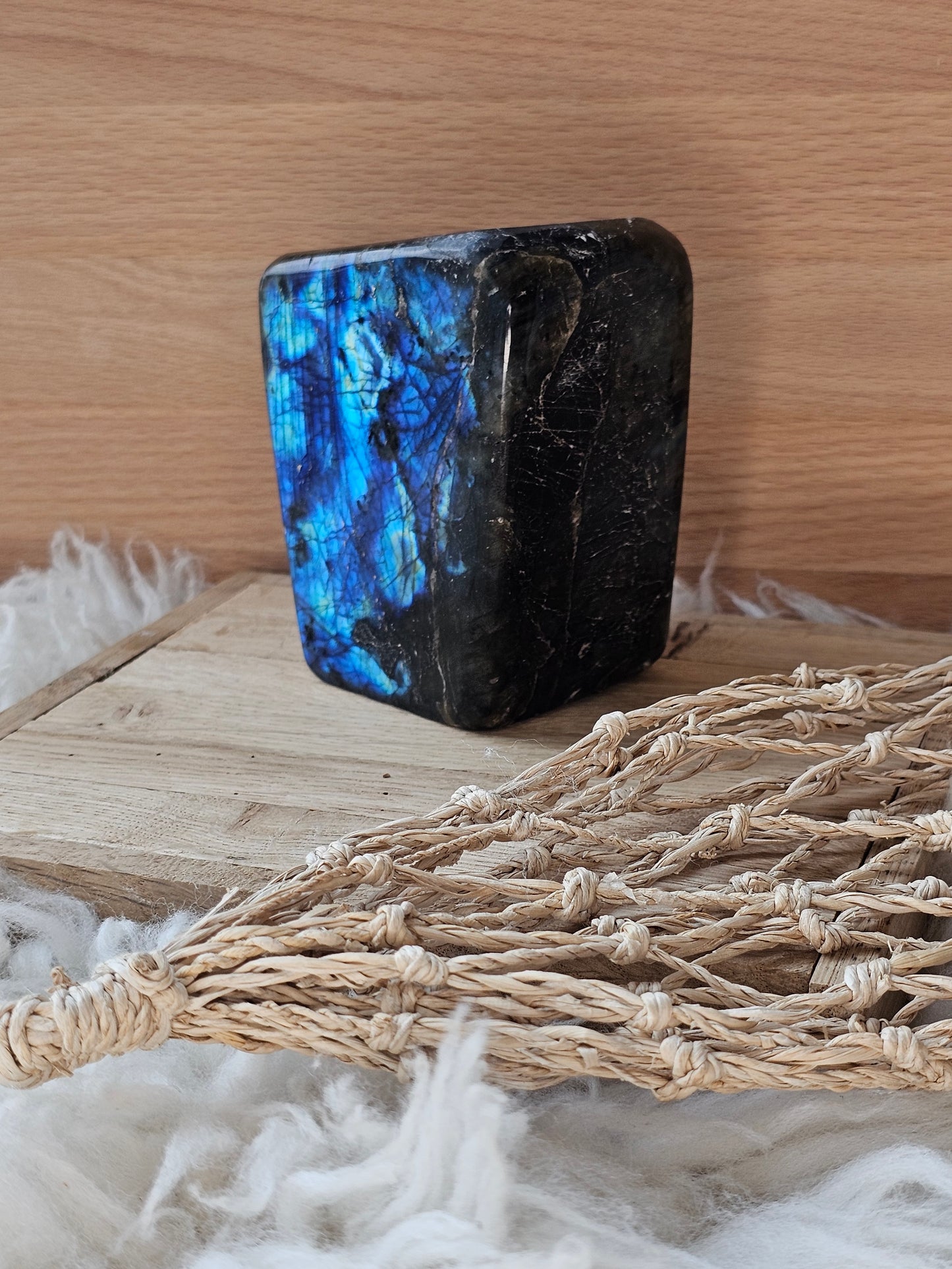 Labradorit, Freiform