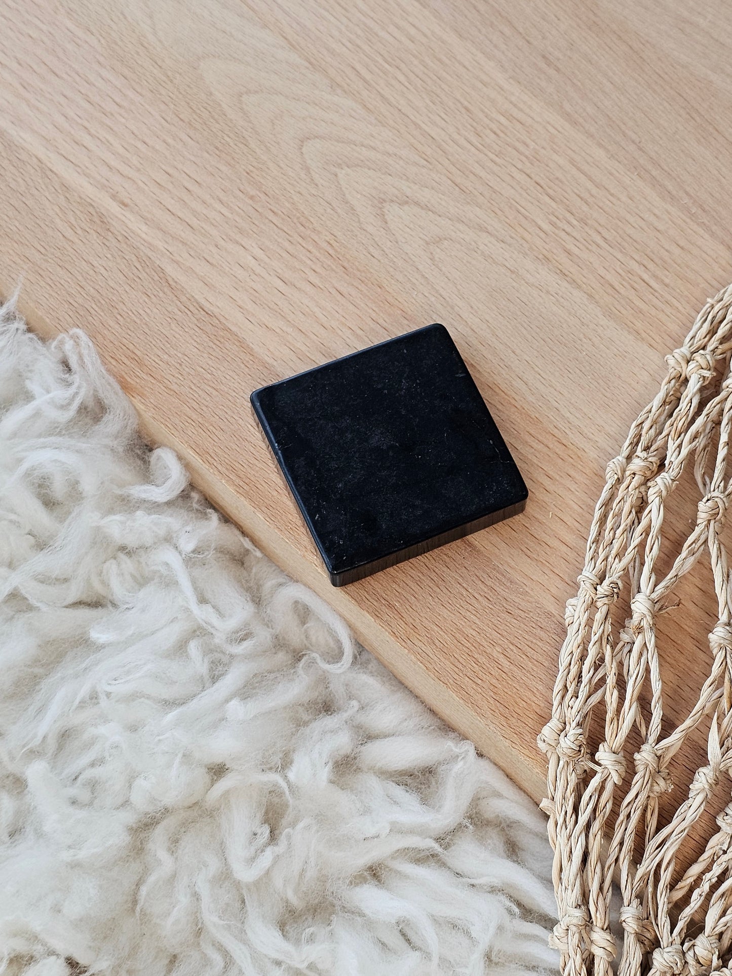 Schungit, Platte